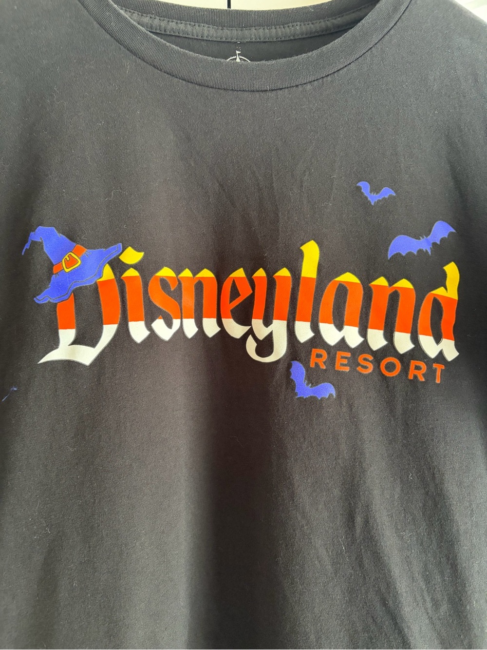 Disneyland Resort DLR Halloween Candy Corn Striped T Shirt 2XL Black Unisex EUC - Picture 2 of 6